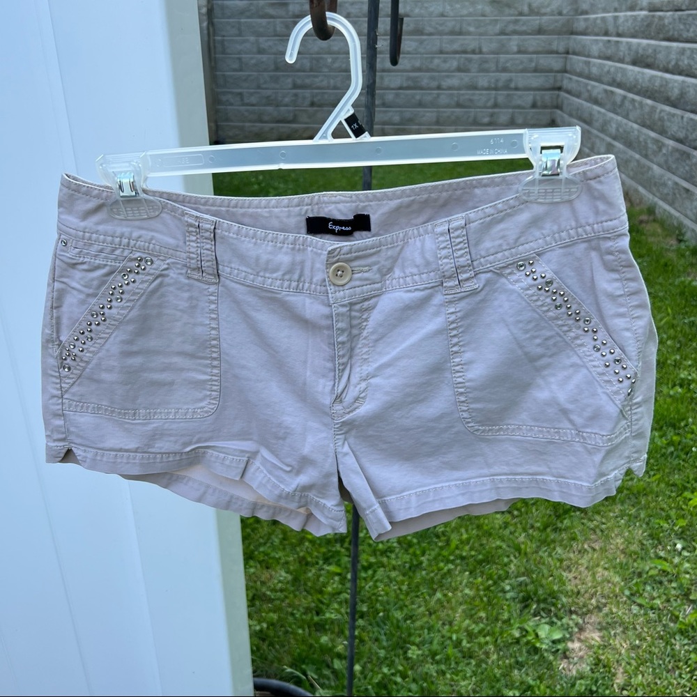 Women’s Express Casual Khaki Shorts Sz 10